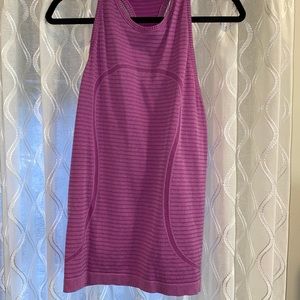 Lululemon Swiftly Tank in fuschia. Size 10